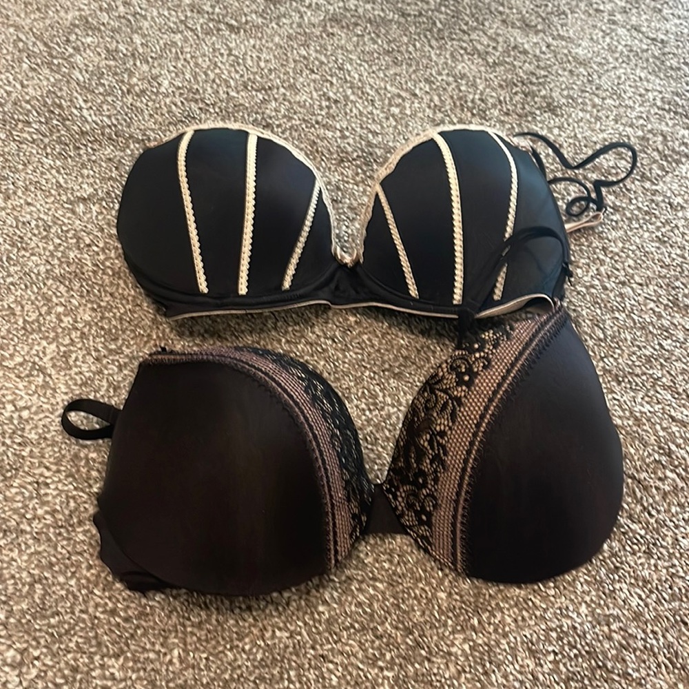 2 34C push-up bras